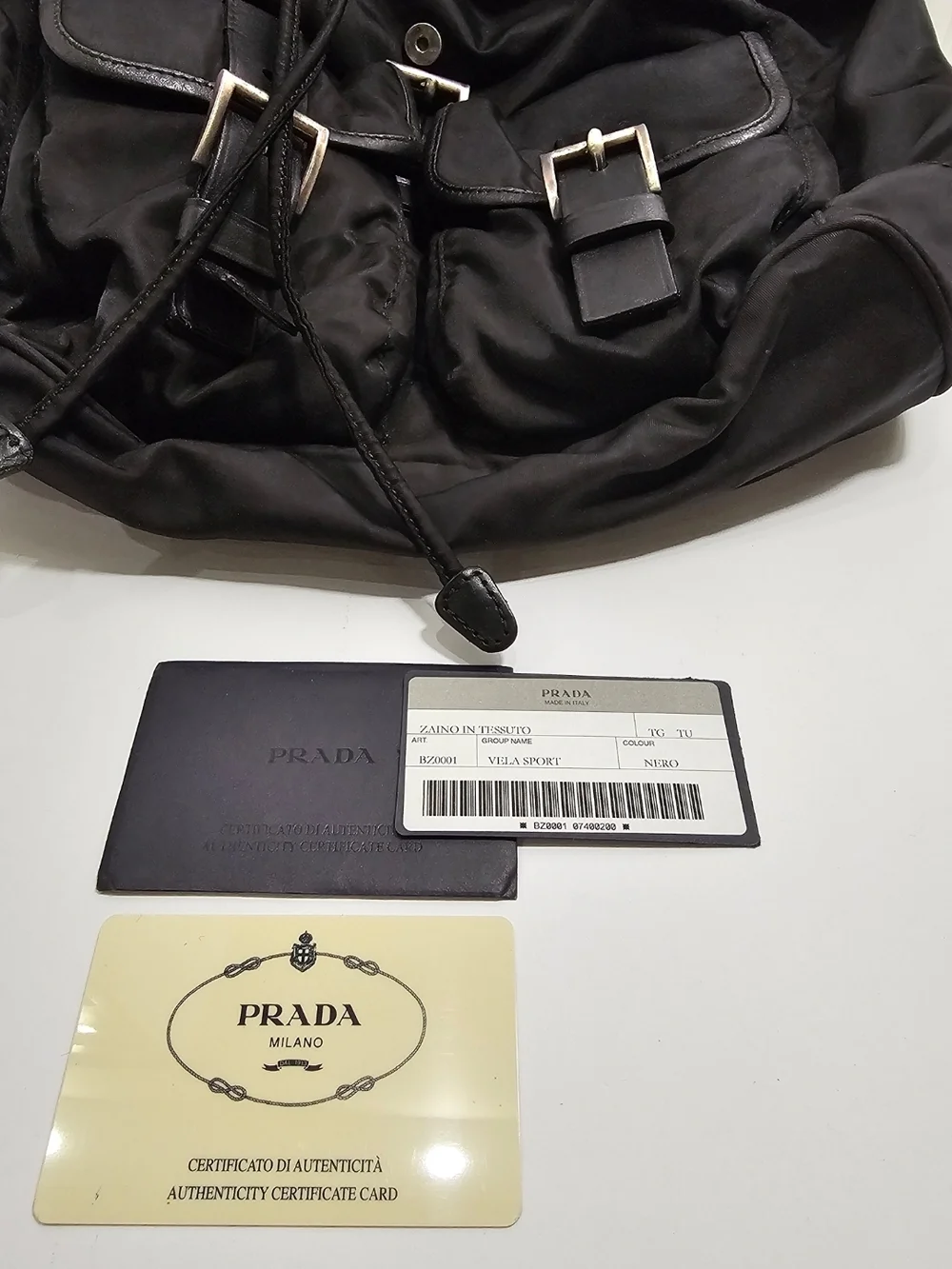 Prada ​authentic vela
